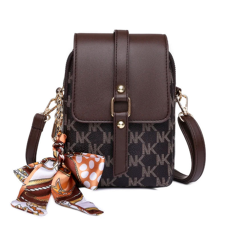 La Petite Porte — Crossbody Bag