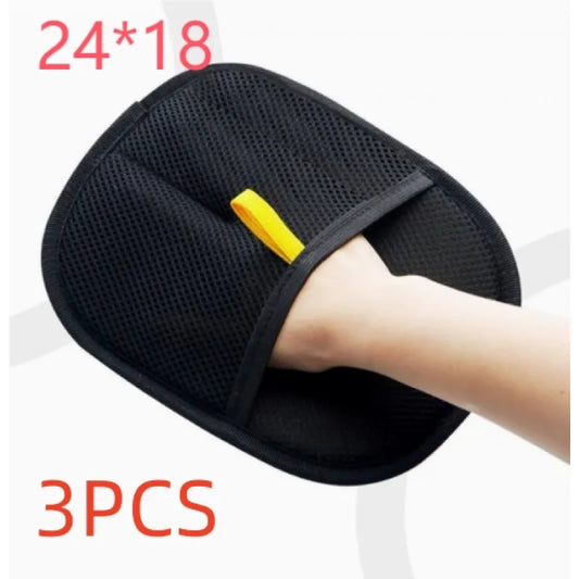 Black mesh cleaning mitt shown on a hand, with a yellow hanging loop and red image labels reading 24*18 and 3PCS.