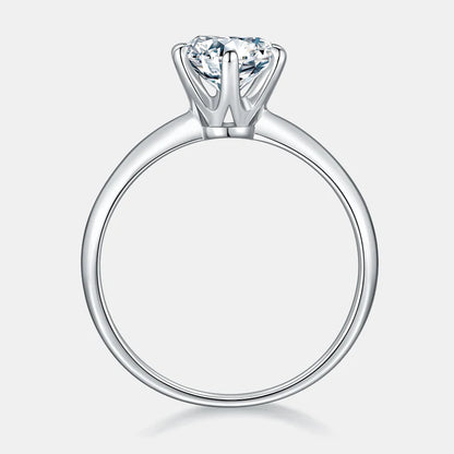 Classic Moissanite Solitaire Ring – Timeless Elegance
