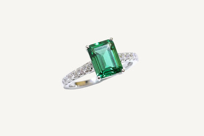 VELORÉ Émeraude Ring – Emerald Cut Zircon in Sterling Silver